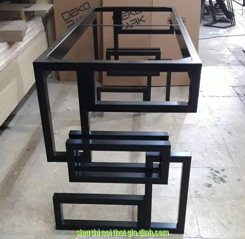 Chân bàn hiện đại CB0017