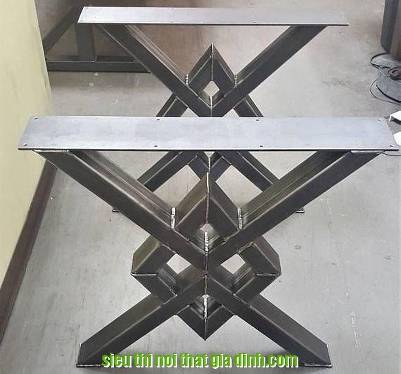 Chân bàn hiện đại CB003